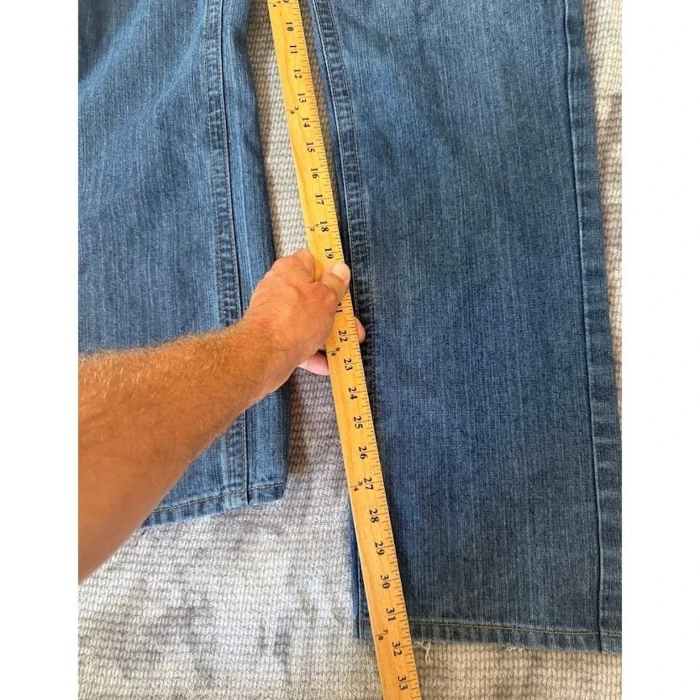 True Religion Ricky Mens Straight Leg Jeans Blue Denim Flap Pocketed Size 40X32.